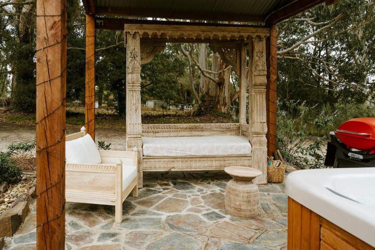فيلا The Temple - Country Farm Retreat Launching Place المظهر الخارجي الصورة