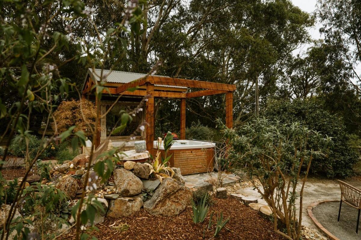 فيلا The Temple - Country Farm Retreat Launching Place المظهر الخارجي الصورة